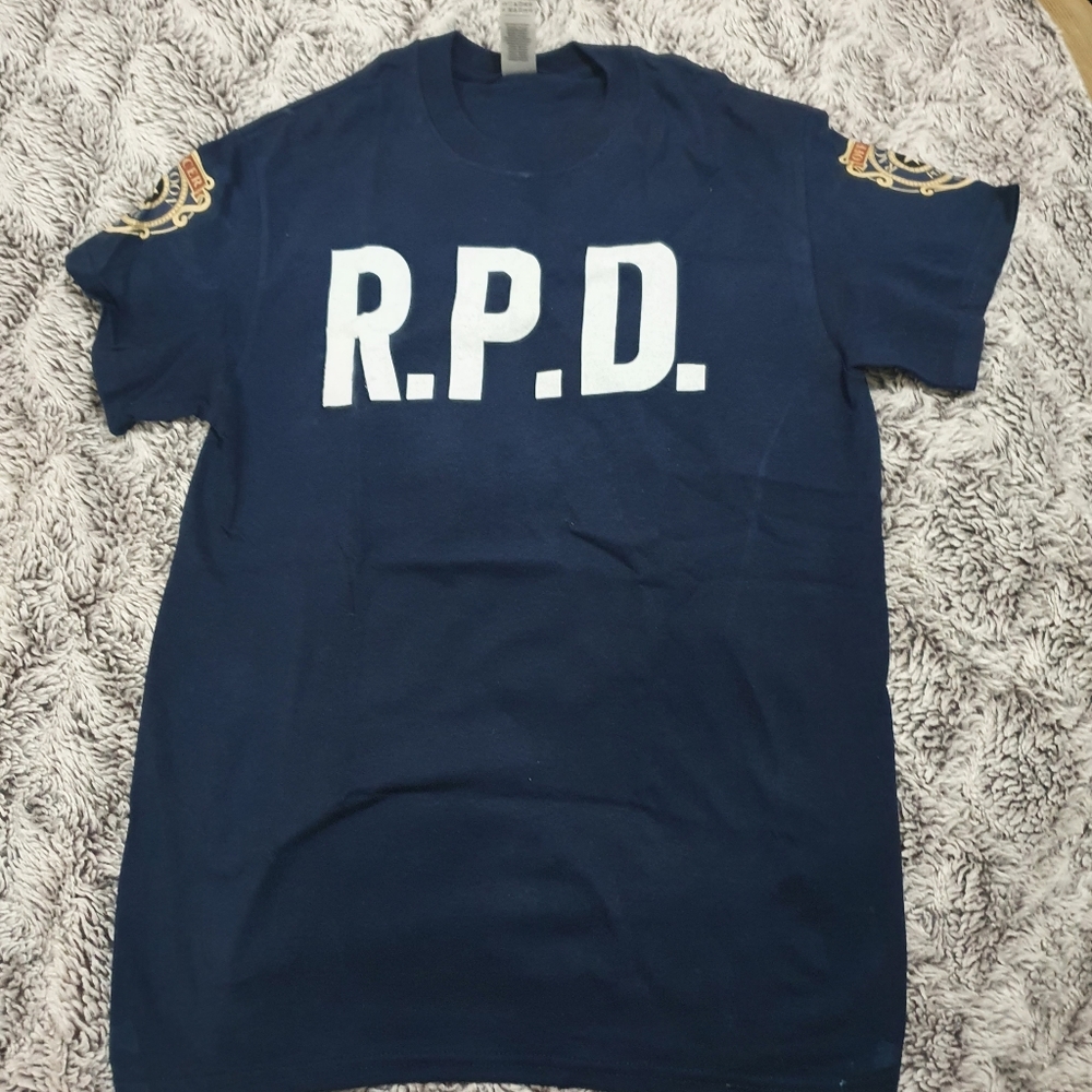 Boys L/XL Size 14 Resident Evil shirt